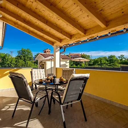 Casa Berton - Heated Saltwater Pool - Happy بيت للعطل لابين